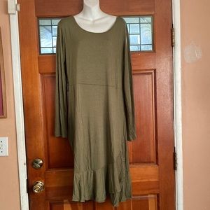 NWT Green Stretch Long Sleeve Dress.
